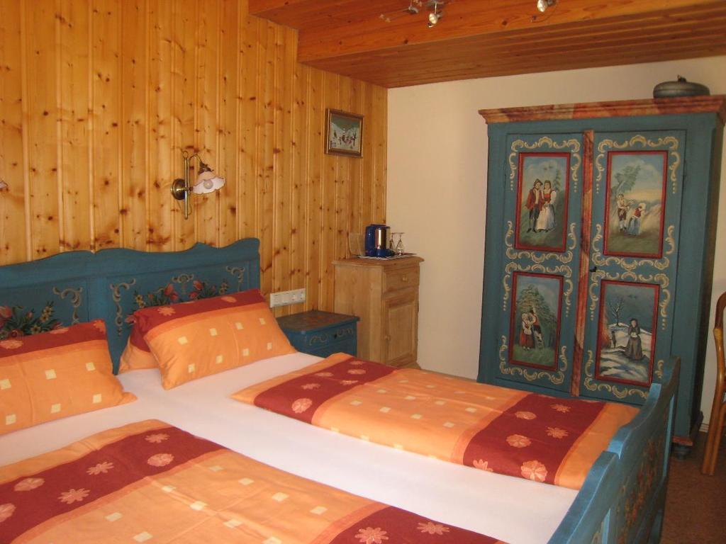 Pension Landhaus Riedelstein دراخسيلسريد الغرفة الصورة